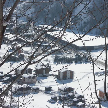 St Martin تاش